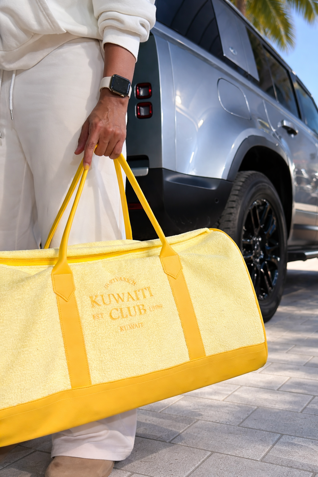 Kuwaiti club Duffle bag