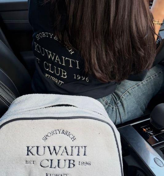 Kuwaiti club towel pouch