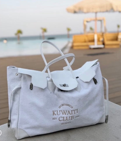 Kuwaiti club tote Bag
